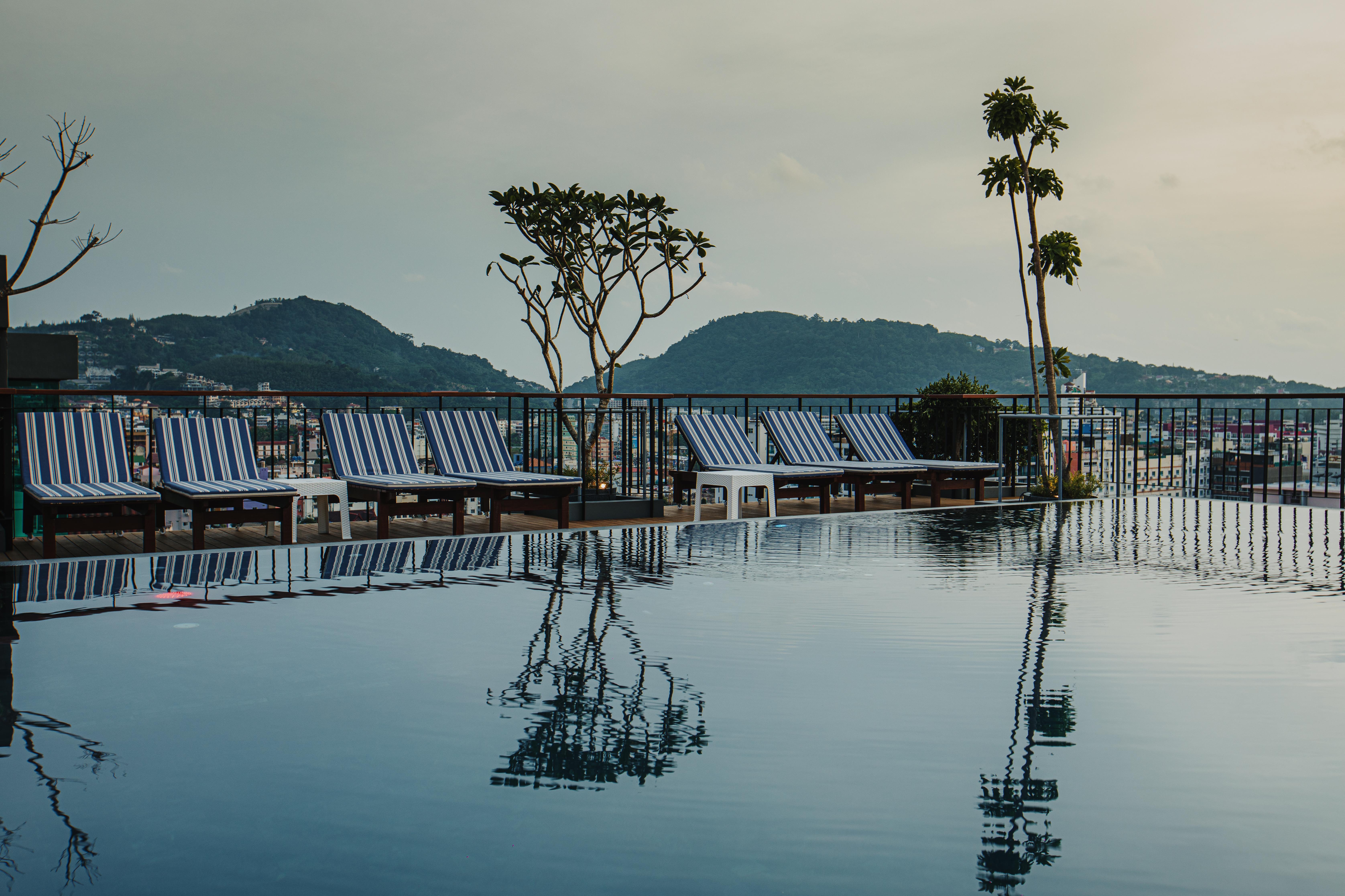 Rak Elegant Hotel Patong Экстерьер фото