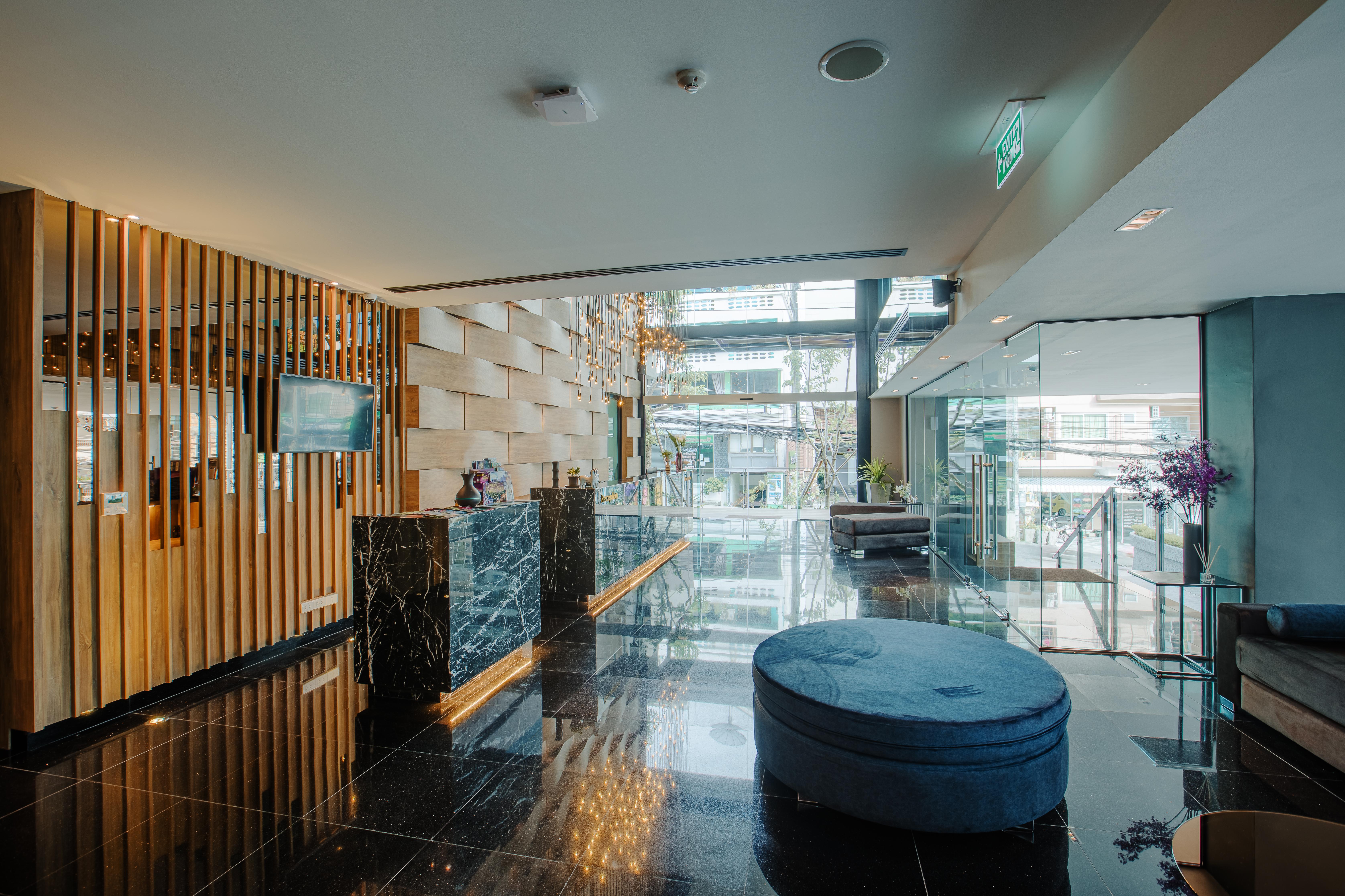 Rak Elegant Hotel Patong Экстерьер фото