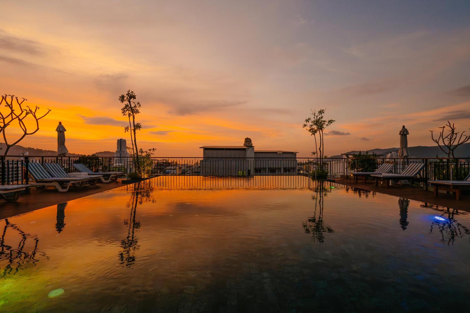 Rak Elegant Hotel Patong Экстерьер фото