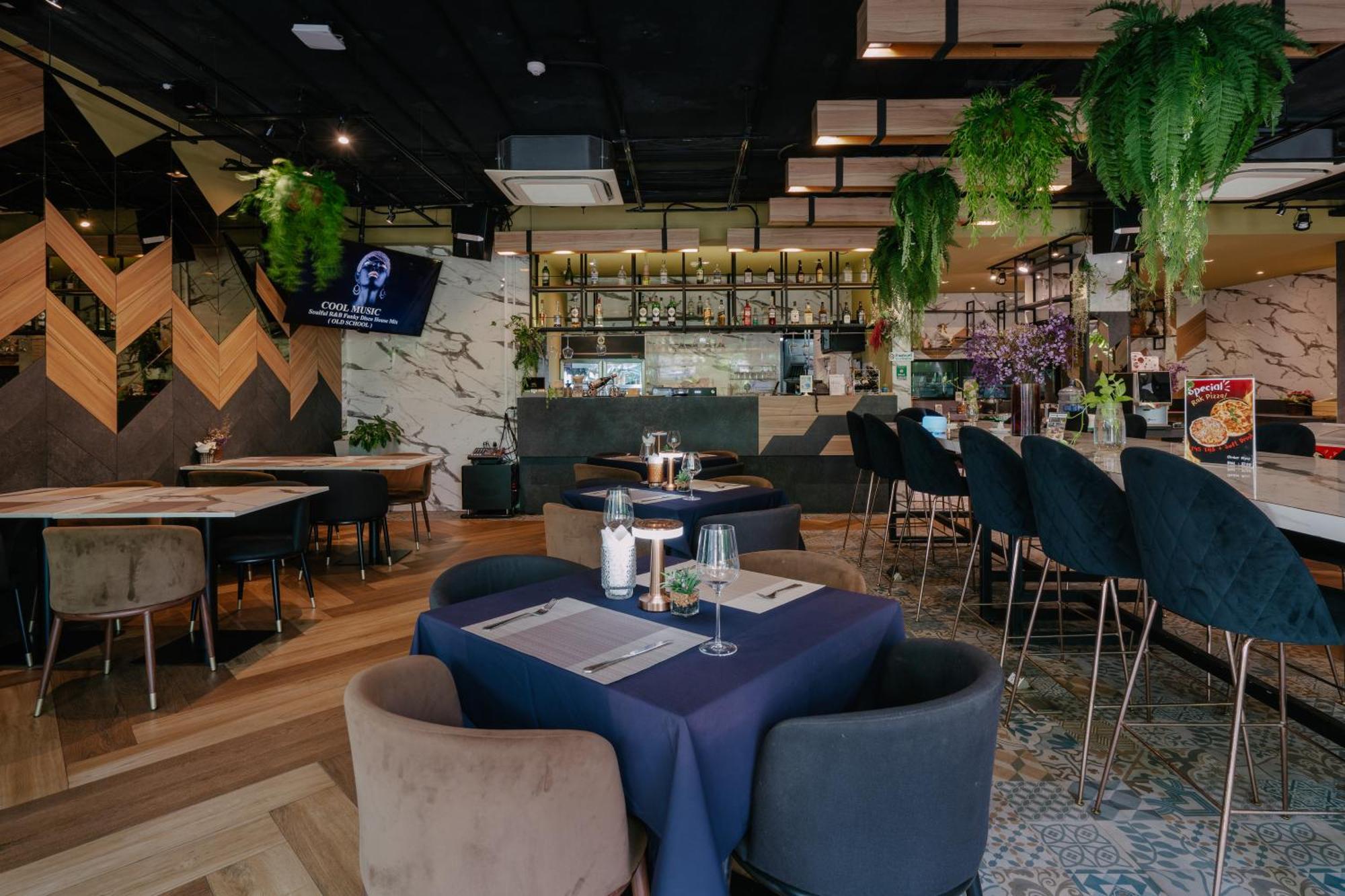 Rak Elegant Hotel Patong Экстерьер фото